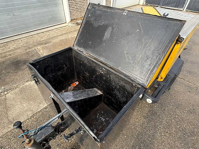 Atlas copco xas 76 mobiele luchtcompressor - afbeelding 18 van  31
