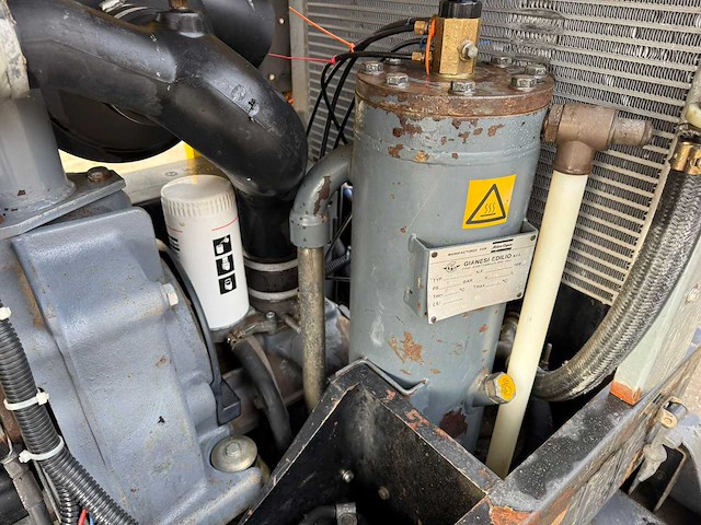 Atlas copco xas 76 mobiele luchtcompressor - afbeelding 22 van  31