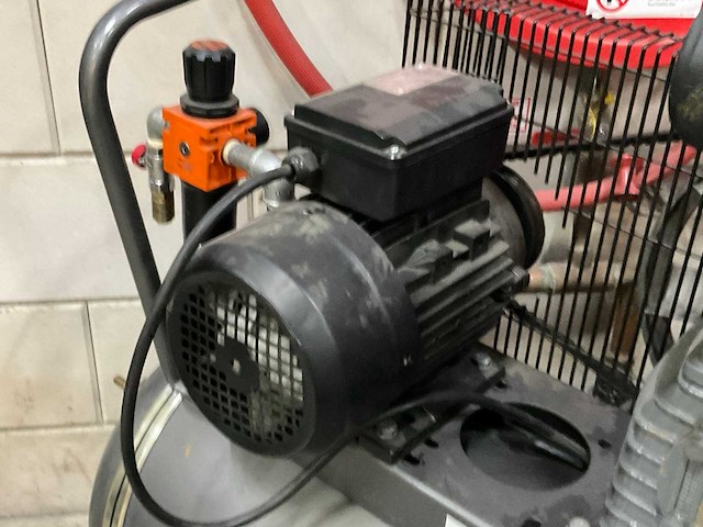 Atlas copco zuigercompressor - afbeelding 5 van  8