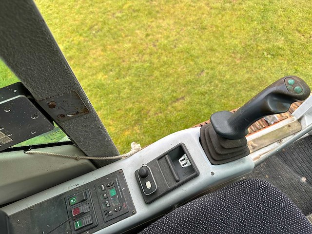 Atlas-terex tc210lc rupsgraafmachine - afbeelding 17 van  40