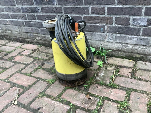 Atlas waterpomp - afbeelding 1 van  3