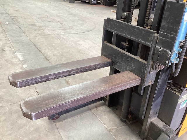 Atlet 12/3pzs375hr reach truck atlet - afbeelding 6 van  6