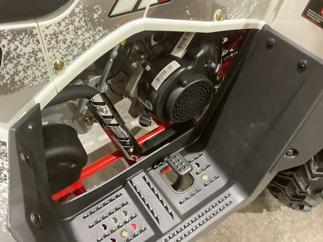 Atm t3b commander 200cc wit quad met kenteken wit - afbeelding 1 van  5