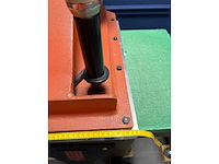 Atom - 2013 - se 25 - leder bewerkingsmachine - afbeelding 2 van  7