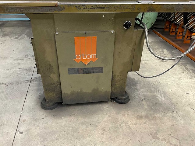 Atom g999 sab stansmachine - afbeelding 1 van  3