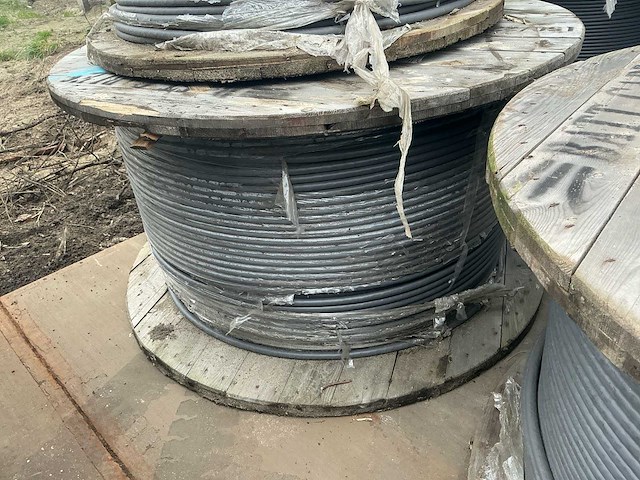 Atom vg-ymvkas 4x10mm2 bl-br-bk-gr grondkabel - afbeelding 6 van  6