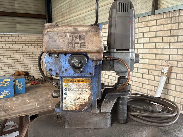 Atra ace wa-3500 magnetische boormachine - afbeelding 5 van  5