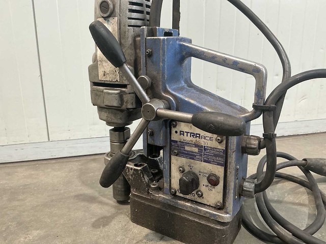 Atraace as-30 magnetische boormachine - afbeelding 4 van  4