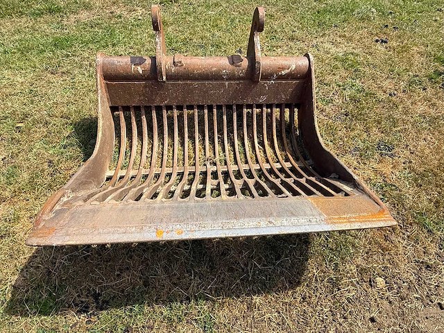 Attachment puinbak - afbeelding 1 van  2