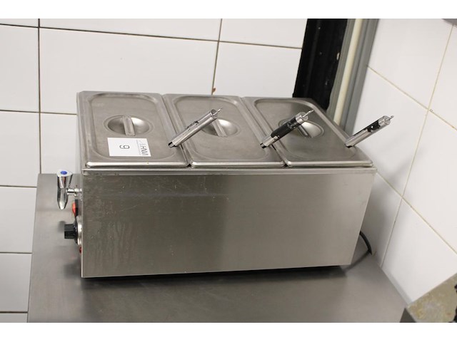 Au bain-marie maxima voorzien van drie gastronorm bakken met deksels. - afbeelding 3 van  3