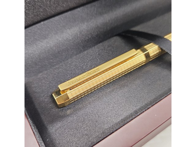 Audemars piguet royal oak balpen - inclusief doos - afbeelding 4 van  8