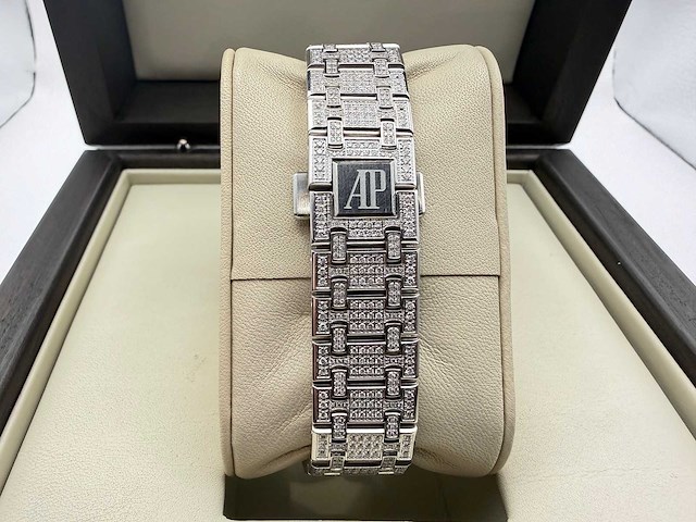 Audemars piquet royal oak lady | iced out diamonds - afbeelding 10 van  13