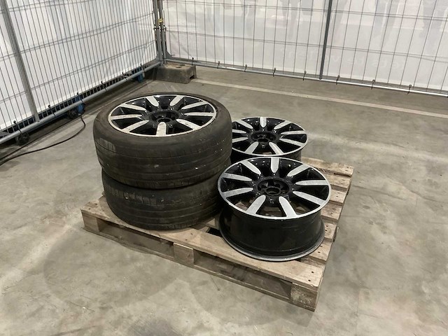 Audi - 18x8j et 35 - autobanden 225/45 zr18 - afbeelding 2 van  8