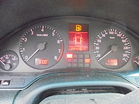 Audi - 1997 - a8 - 2.8 5v quattro - rs-zs-33 - afbeelding 2 van  13