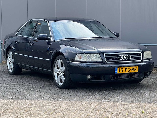 Audi - 2001 - a8 - 3.7 5v quattro - 15-pg-nn - afbeelding 10 van  16