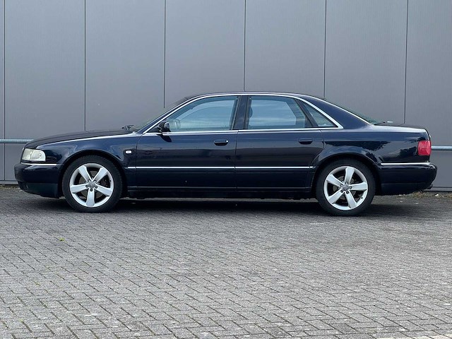 Audi - 2001 - a8 - 3.7 5v quattro - 15-pg-nn - afbeelding 14 van  16