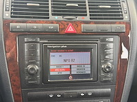 Audi - 2001 - a8 - 3.7 5v quattro - 15-pg-nn - afbeelding 4 van  16