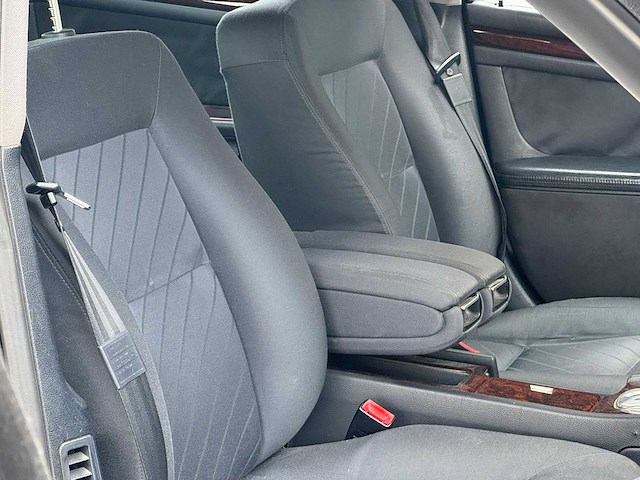 Audi - 2001 - a8 - 3.7 5v quattro - 15-pg-nn - afbeelding 6 van  16