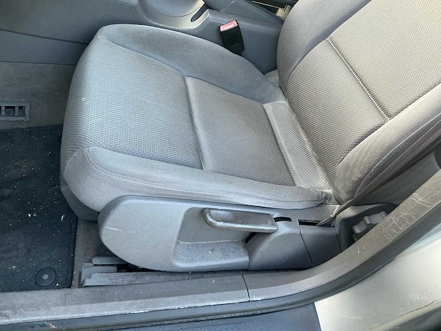 Audi - 2002 - a4 limousine - 2.0 - personenauto - afbeelding 19 van  44