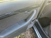 Audi - 2002 - a4 limousine - 2.0 - personenauto - afbeelding 24 van  44