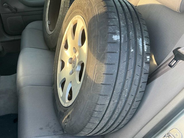 Audi - 2002 - a4 limousine - 2.0 - personenauto - afbeelding 26 van  44