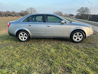 Audi - 2002 - a4 limousine - 2.0 - personenauto - afbeelding 9 van  9