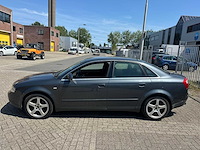 Audi - 2002 - a4 limousine - 2.0 exclusive - personenauto - afbeelding 11 van  18