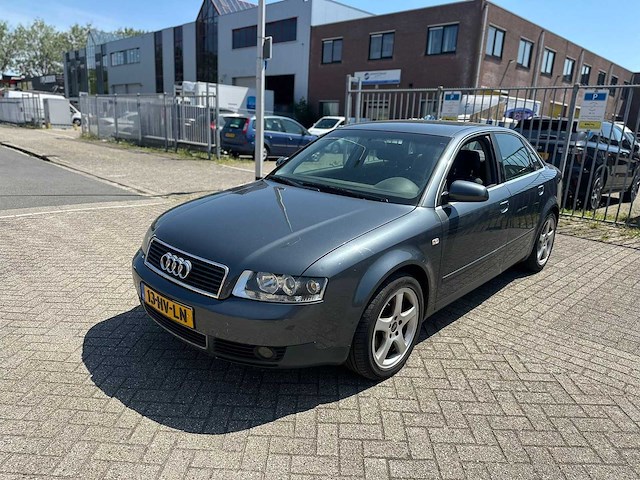 Audi - 2002 - a4 limousine - 2.0 exclusive - personenauto - afbeelding 1 van  18