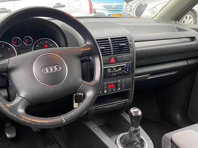 Audi - 2003 - a2 - 1.4 - 5-sfp-28 - afbeelding 11 van  22