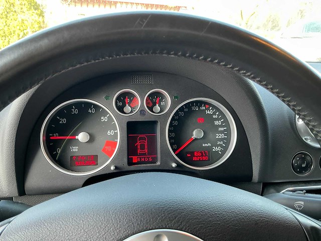 Audi - 2004 - tt - 1.8 5v turbo - personenauto (70-np-jb) - afbeelding 3 van  21