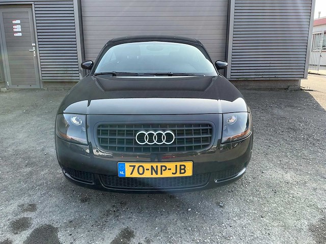 Audi - 2004 - tt - 1.8 5v turbo - personenauto (70-np-jb) - afbeelding 12 van  21