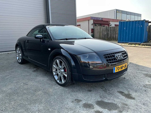 Audi - 2004 - tt - 1.8 5v turbo - personenauto (70-np-jb) - afbeelding 15 van  21