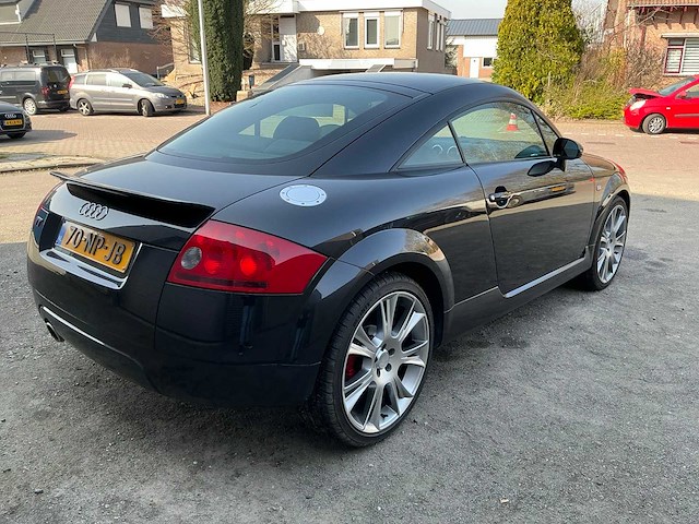 Audi - 2004 - tt - 1.8 5v turbo - personenauto (70-np-jb) - afbeelding 16 van  21