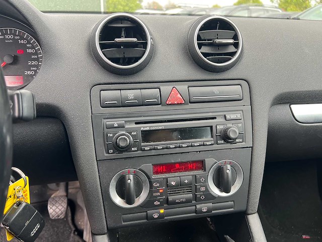 Audi - 2005 - a3 - 1.6 attraction - personenauto - afbeelding 8 van  17