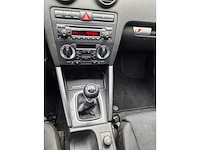 Audi - 2005 - a3 - 2.0 fsi ambiente - zh-527-d - afbeelding 4 van  17