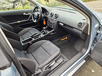 Audi - 2005 - a3 - 2.0 fsi ambiente - zh-527-d - afbeelding 7 van  17