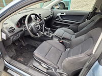 Audi - 2005 - a3 - 2.0 fsi ambiente - zh-527-d - afbeelding 9 van  17
