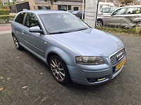 Audi - 2005 - a3 - 2.0 fsi ambiente - zh-527-d - afbeelding 10 van  17