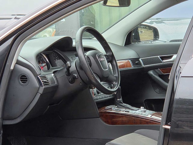 Audi - 2005 - a6 limousine - 2.4 pro line - 25-sx-gv - afbeelding 3 van  28
