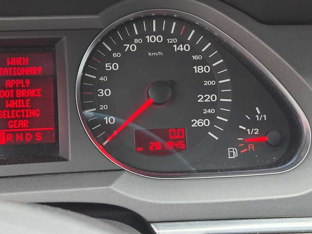 Audi - 2005 - a6 limousine - 2.4 pro line - 25-sx-gv - afbeelding 9 van  28