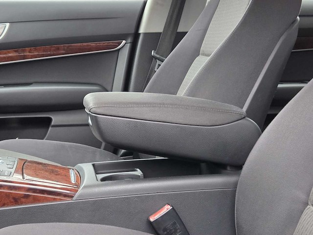 Audi - 2005 - a6 limousine - 2.4 pro line - 25-sx-gv - afbeelding 17 van  28