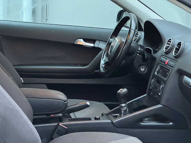 Audi - 2006 - a3 - 2.0 fsi attraction - 30-st-jf - afbeelding 3 van  14