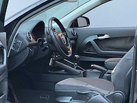 Audi - 2006 - a3 - 2.0 fsi attraction - 30-st-jf - afbeelding 12 van  14