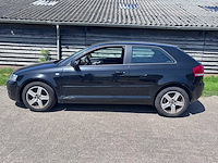 Audi - 2007 - a3 - 1.6 fsi attraction - personenauto - afbeelding 12 van  20
