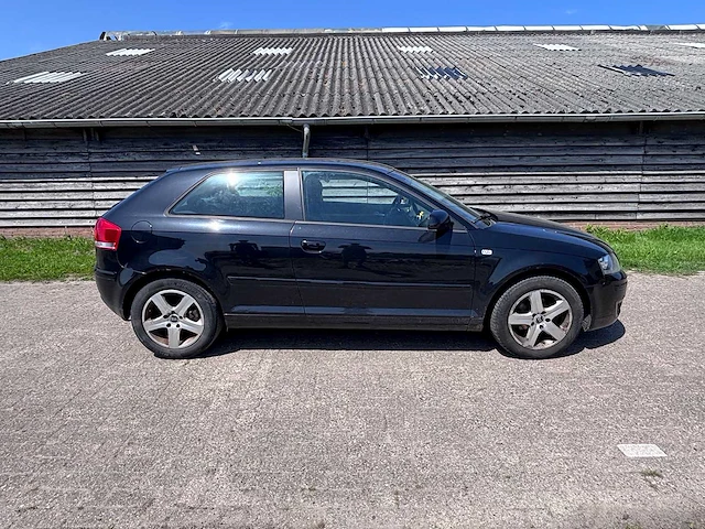 Audi - 2007 - a3 - 1.6 fsi attraction - personenauto - afbeelding 6 van  20