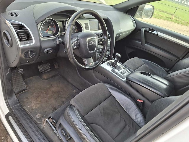 Audi - 2008 - q7 - 3.0 tdi quattro - personenauto diesel probleem - afbeelding 2 van  15