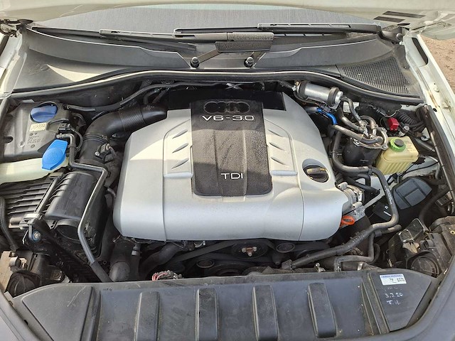 Audi - 2008 - q7 - 3.0 tdi quattro - personenauto diesel probleem - afbeelding 15 van  15
