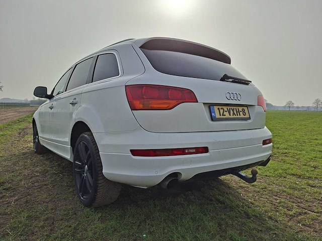Audi - 2008 - q7 - 3.0 tdi quattro - personenauto diesel probleem - afbeelding 11 van  18