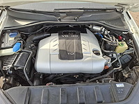 Audi - 2008 - q7 - 3.0 tdi quattro - personenauto diesel probleem - afbeelding 18 van  18