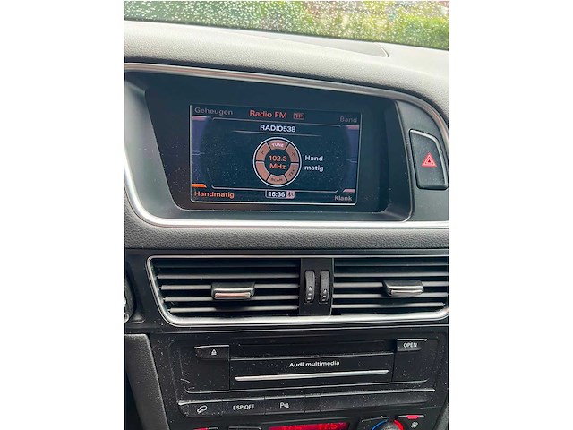 Audi - 2010 - q5 - 2.0 tfsi q. pro line - 06-kzl-3 - afbeelding 9 van  21